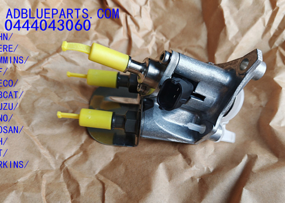 0444043060 OEM BOSCH DEF DOSING UNIT / UREA NOZZLE / DOSING MODULE 0444043060 Adblue Injektor Düse Dosierdüse für JOHN DEERE CUMMINS DAF IVECO BOBCAT ISUZU HINO DOOSAN CNH pro Katzen